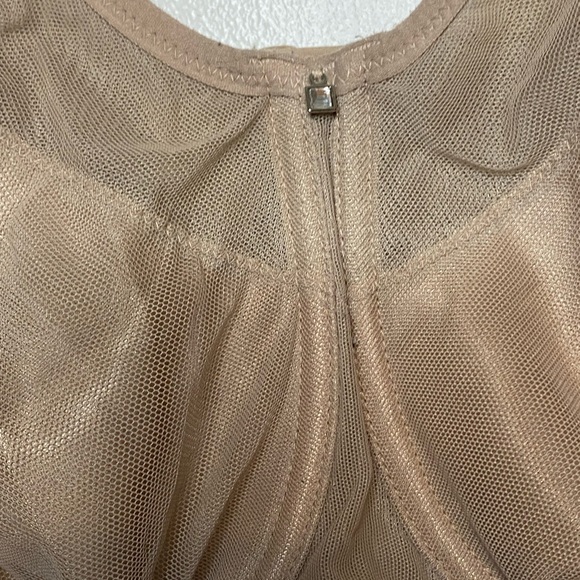 Women's  1st Curve Tan Intimate Bra Underwire sz 42 G - Picture 3 of 8